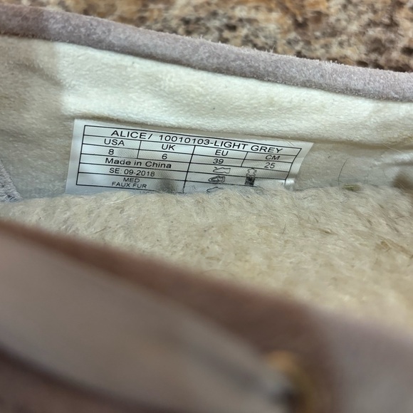 Vionic Alice Gray Suede Loafer Slippers Size 8 - Picture 12 of 14